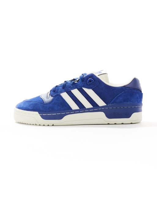 adidas Originals Rivalry Low Sneaker in Retro Marineblau und gebrochenem WeiB