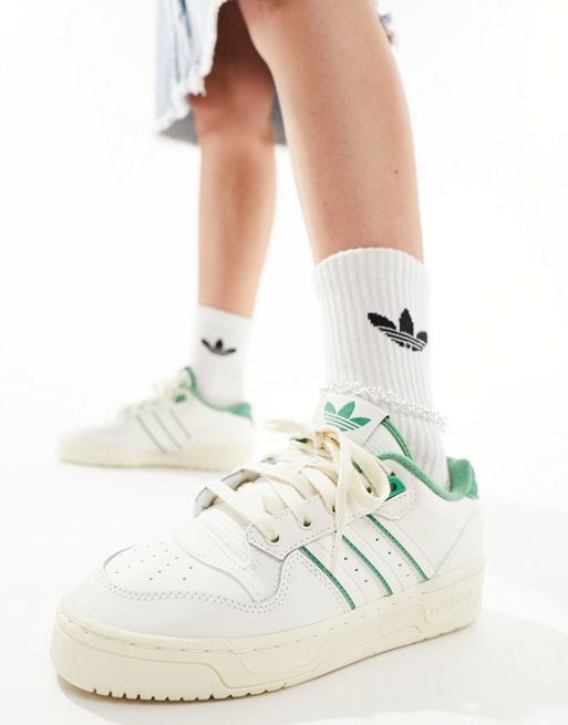 adidas Originals Rivalry Low sneakers in white and green