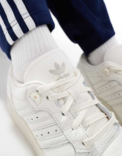 adidas Originals Rivalry Lux Low sneakers in cloud white | ASOS