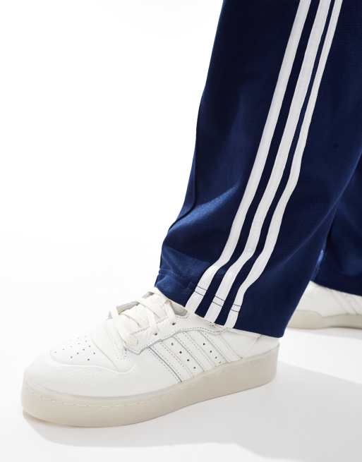 adidas Originals Rivalry Lux Low sneakers in cloud white | ASOS