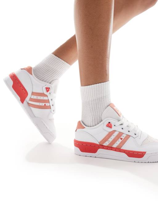 Adidas originals hotsell heart shoes