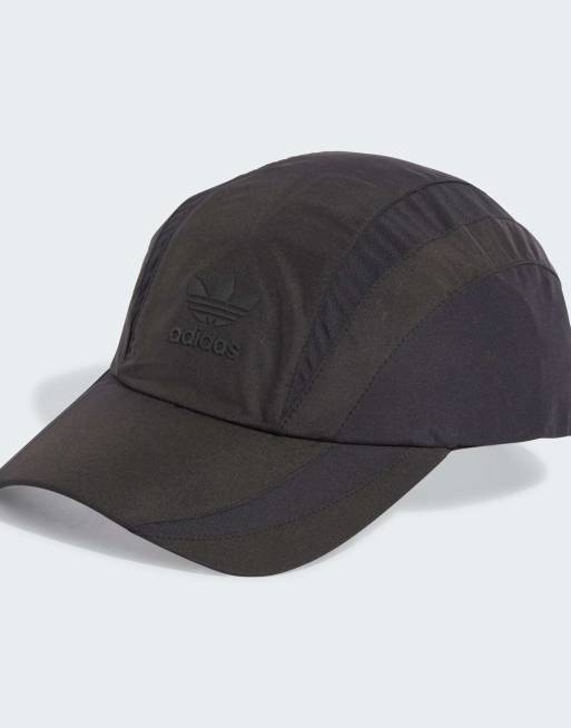 adidas Originals – Road – Czarna czapka z daszkiem
