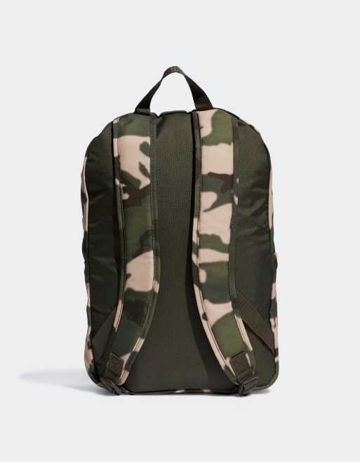 straffen Tegenover Gewoon adidas Originals – Rucksack in Olivgrün mit Military-Muster | ASOS