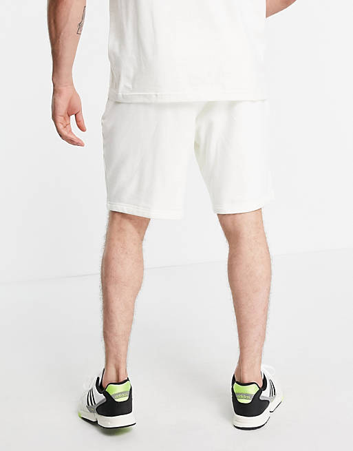 Shorts adidas Originals RYV shorts with taping in off white 