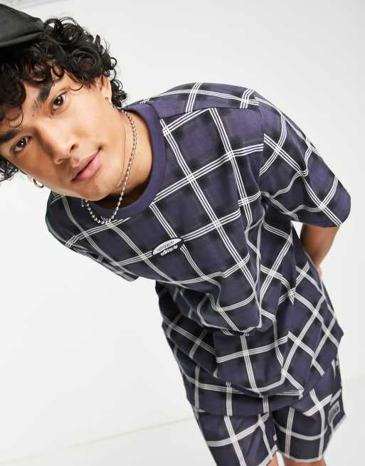 adidas Originals - RYV - T-shirt blu navy con stampa a quadri