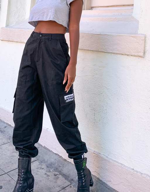 Onderdrukken Document Verward zijn adidas Originals RYV utility pant in black | ASOS