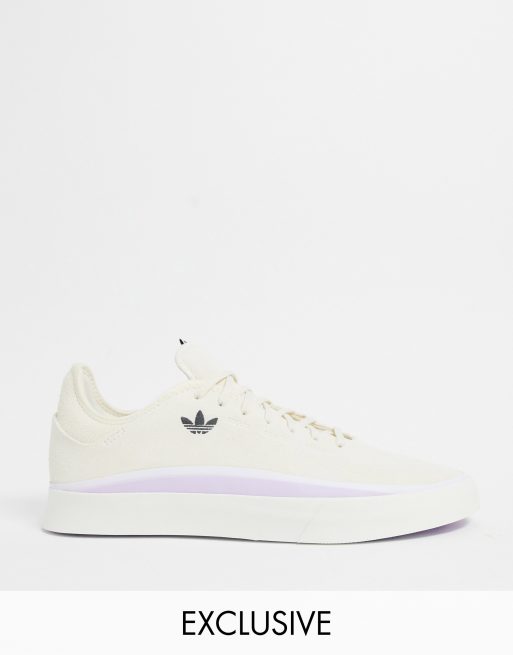 adidas Originals Sabalo Sneaker in gebrochenem WeiB exklusiv bei ASOS ASOS