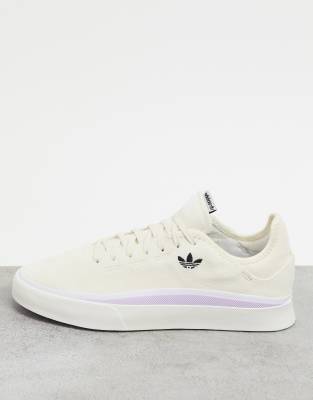 stan smith with black back