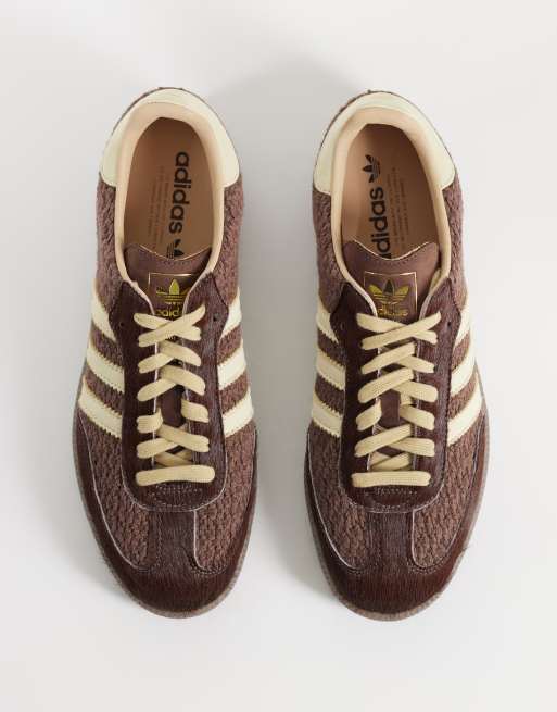 adidas Originals Samba OG Sneaker in Braun und Cremeweiß, 3 von 5