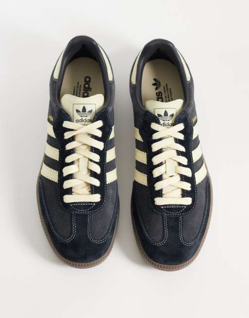 adidas Originals – Samba OG – Sneaker in Schwarz und Creme mit Craquelé-Effekt , 3 von 5
