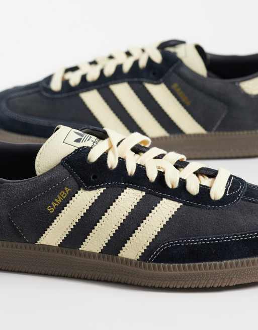 adidas Originals – Samba OG – Sneaker in Schwarz und Creme mit Craquelé-Effekt , 4 von 5