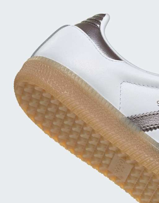 adidas Originals – Samba OG – Sneaker in Weiß und Silber, 5 von 6