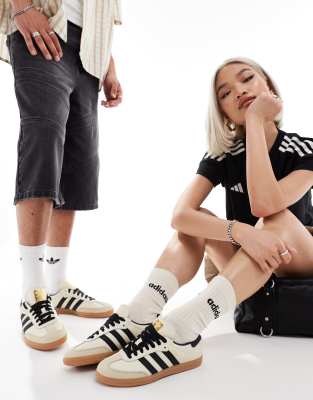 adidas Originals - Samba OG - Sneakers in crème en zwart - view 1