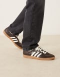[adidas Originals] adidas Originals Samba OG sneakers in dark brown and white 36 BROWN