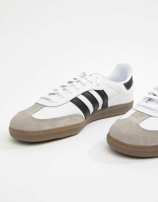 adidas Originals Samba OG Sneakers In White B75806