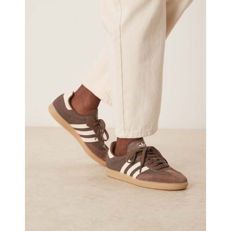 adidas gazelle silver green womens Samba OG Womens Lifestyle Shoes (Maroon/Off White/Gum) main image 1