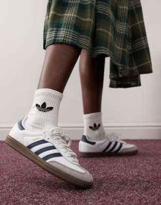 adidas Originals adidas Originals Samba OG trainers in white and navy