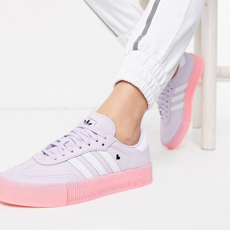 kleur astronomie Turbine adidas Originals - Samba Rose - Sneakers met hartje in lila en roze | ASOS