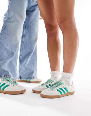 adidas Originals - Samba - Sneaker in Wollweiß und Grün