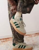 adidas Originals 6-pack quarter socks in white