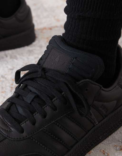 Zapatillas de deporte negro uniforme Samba XLG de adidas Originals