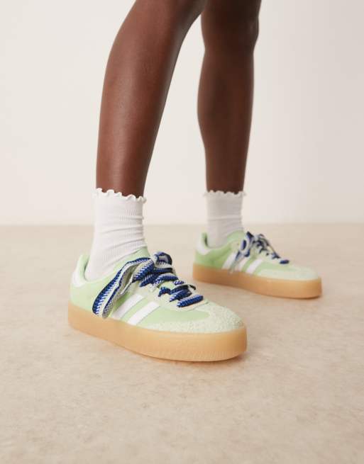 adidas Originals - Sambae - Lysegrønne sneakers med hvide detaljer