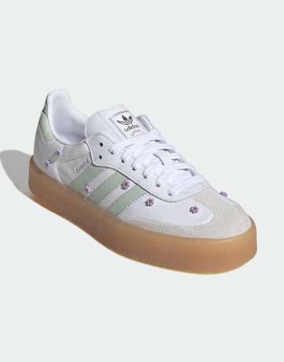 adidas Originals - Sambae - Schuhe in Weiß und Linen Green