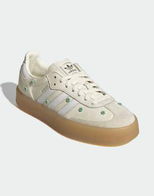 adidas Originals - Sambae - Sneaker in Wollweiß mit Blumendetail