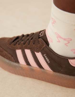 adidas Originals Sambae trainers in brown and pink - View 3