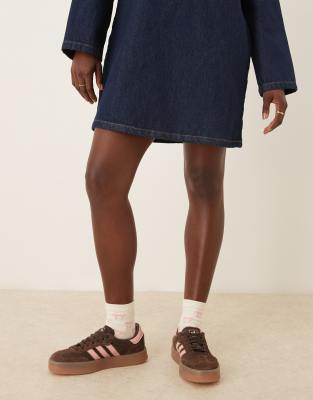 adidas Originals Sambae trainers in brown and pink - View 4