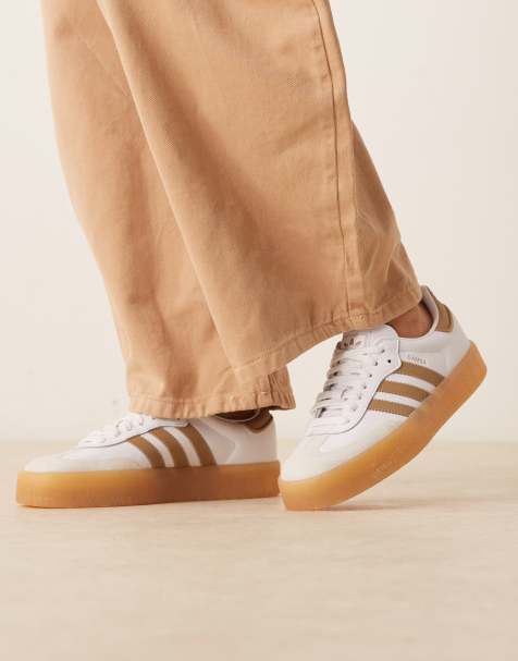 adidas Originals Sambae trainers in white and light brown - view 1