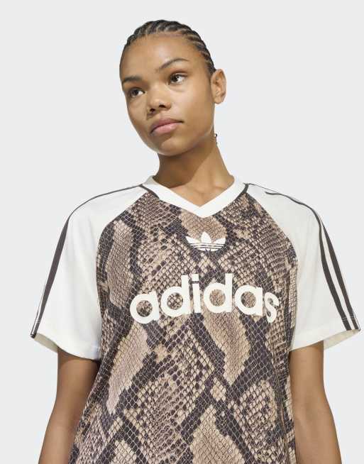 adidas Originals – Satin-Trikot in Leinen/Magic Beige mit Schlangenmuster, 4 von 5