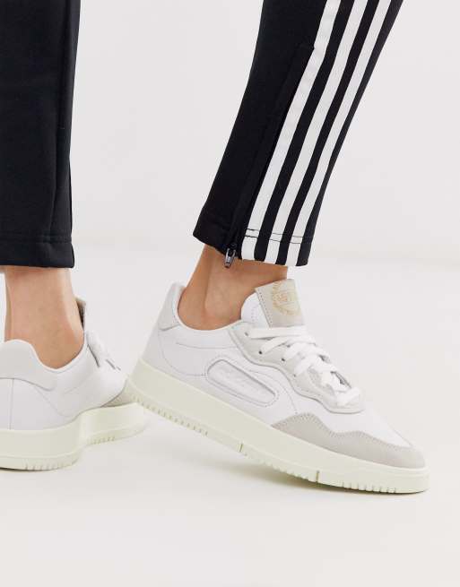 adidas Originals SC Premiere Sneakers in wit