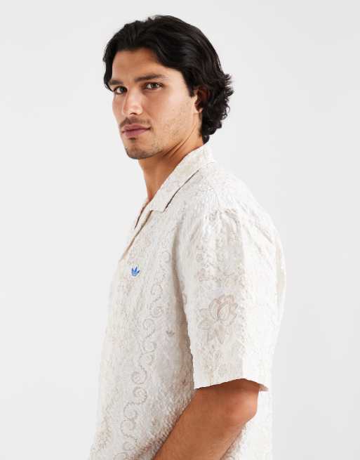 adidas Originals Seersucker-Resort-Hemd in Wollweiß mit Blumenmuster, 5 von 5