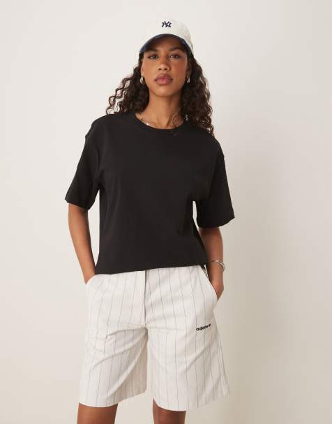 adidas Originals - Short à fines rayures - Crème - view 1