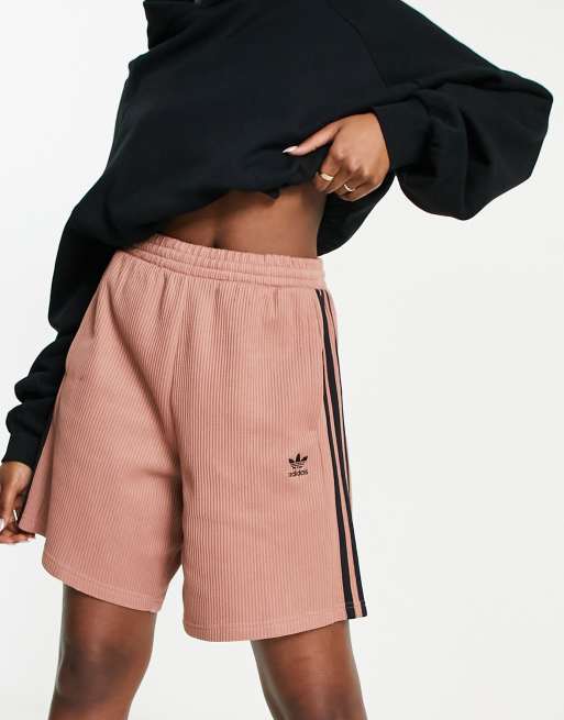 adidas Originals - Short met wafelstuctuur en 3-Stripes in bruin