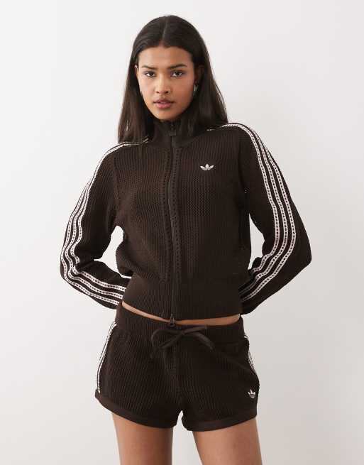 adidas Originals – Shorts aus Häkelstrick in Aurora Coffee, 2 von 5