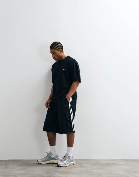 adidas Originals shorts cargo in twill neri - view 1