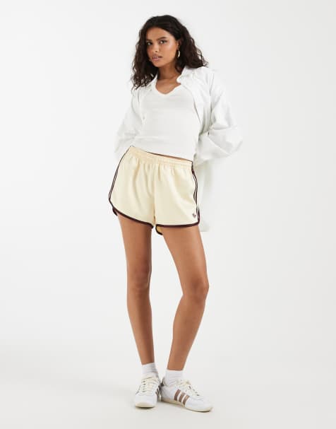 adidas Originals shorts da running a tre strisce in crema e bordeaux - view 1