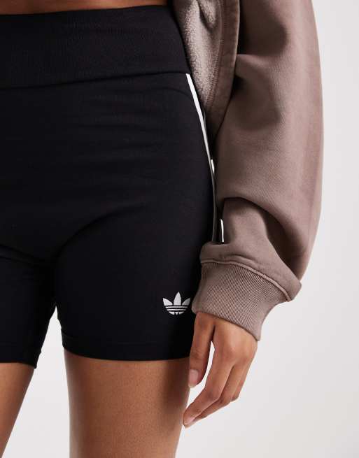 adidas Originals – Shorts in Schwarz/Weiß mit den 3 Streifen, 4 von 5