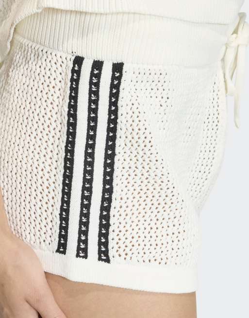 adidas Originals – Shorts in Wollweiß mit Strick- und Häkeldesign, 4 von 4