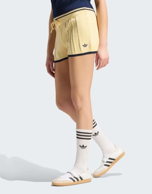 Adidas Donna Crema Pantaloncini In Maglia - Immagine 5