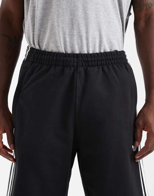 adidas Originals – Shorts mit drei Streifen, in Schwarz, 5 von 5