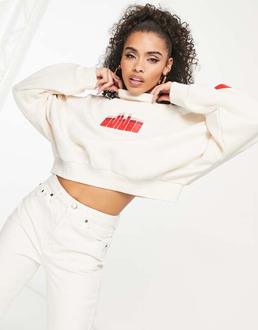 adidas Originals – Ski Chic – Havrefärgad och röd sweatshirt med hög krage i retrostil 