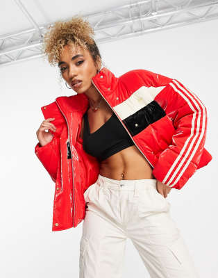 adidas Originals 'ski chic' puffer jacket in red