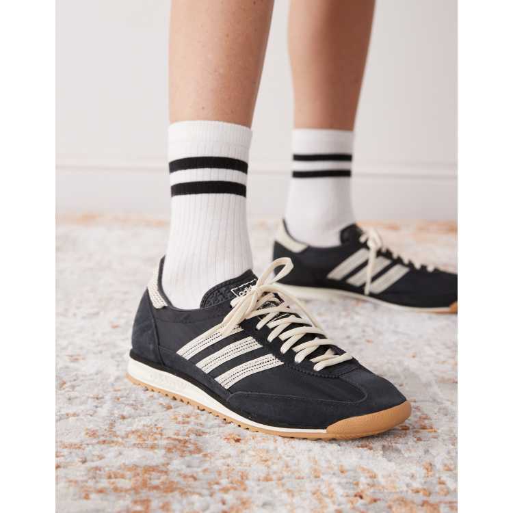adidas gazelle silver green womens Crochet Classic Pattern main image 1