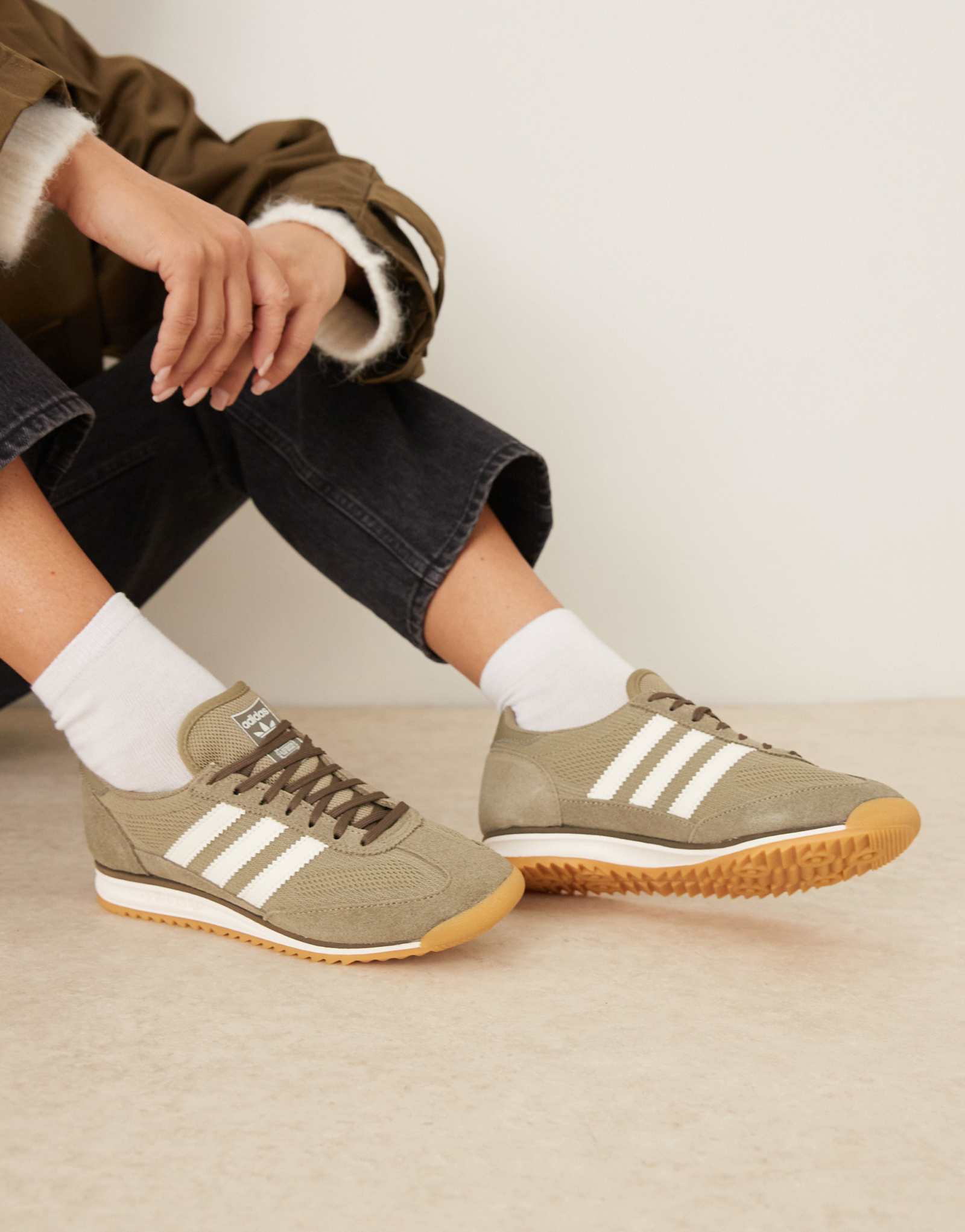 кроссовки adidas Originals SL 72 OG цвета хаки