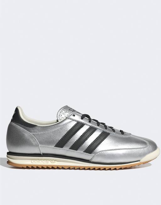 Adidas shops superstar shoes silver