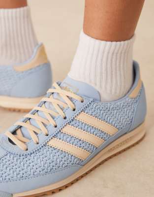 adidas Originals SL 72 OG trainers in light blue and cream woven - View 4