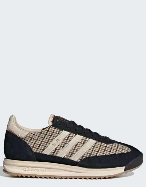adidas Originals SL 72 RS schoenen in core black / wonder white - view 1